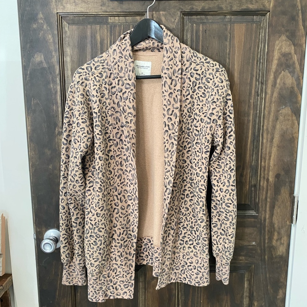3/$30 Abercrombie Boyfriend Cardigan Sweater